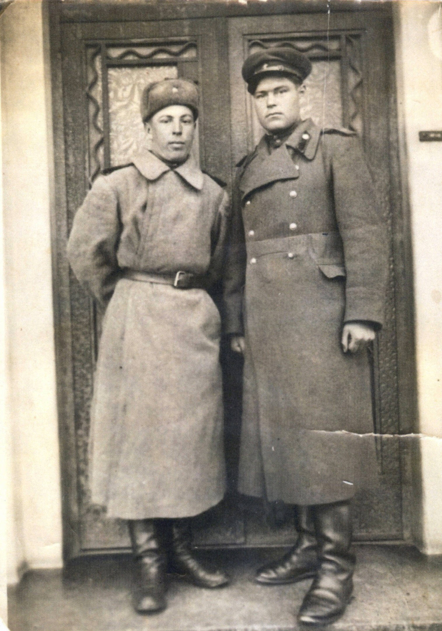 Шатовкин Николай Гаврилович (справа)